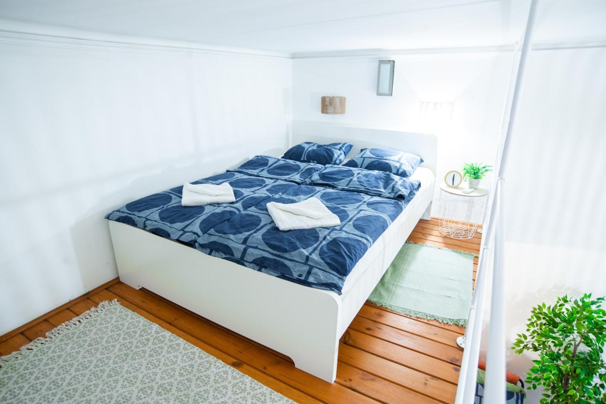 Lovely Apartment In Erzsebetvaros A57 Budapeste Exterior foto